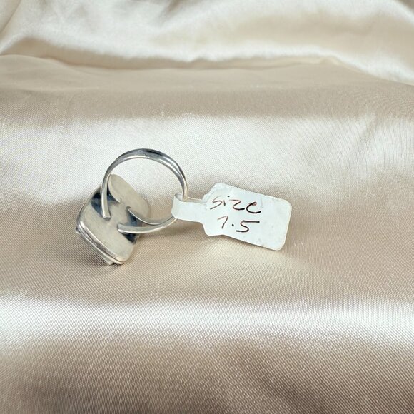 Vintage Inspired Silver Ring w/ Labradorite Gemstone Handmade Jewelry Size 7.5 - Picture 3 of 5